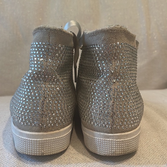 Luxury fashion light grey suede high tops encrusted in tiny crystals. size 37. - Picture 5 of 6